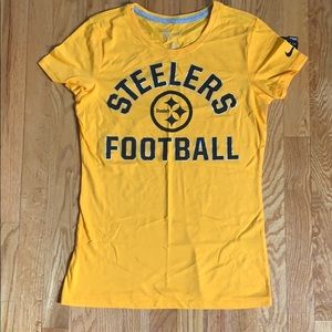 New Nike Steelers NFL Tshirt size medium